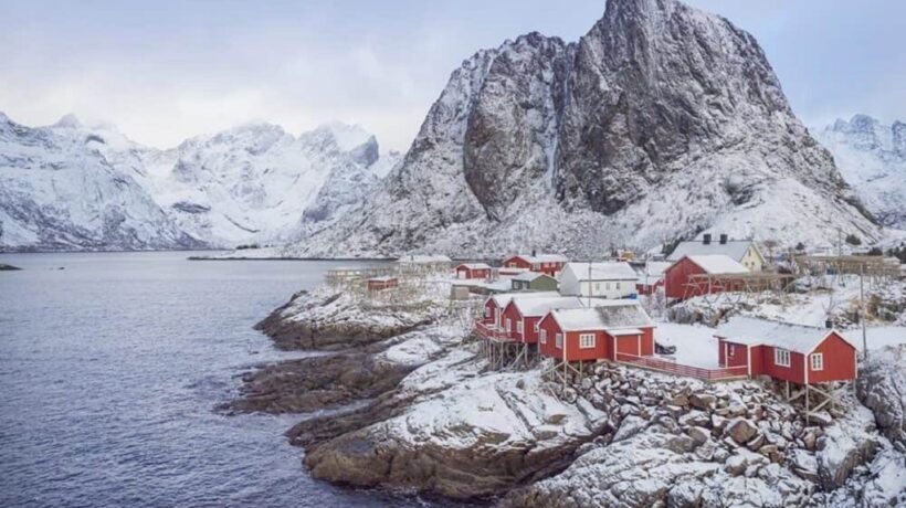 How to Draw the Lofoten Islands in Norway: A Visual Journey