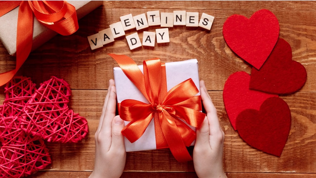 How can I impress my man on Valentine's Day