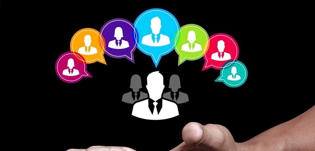 How does social media have an impact on fast fashion