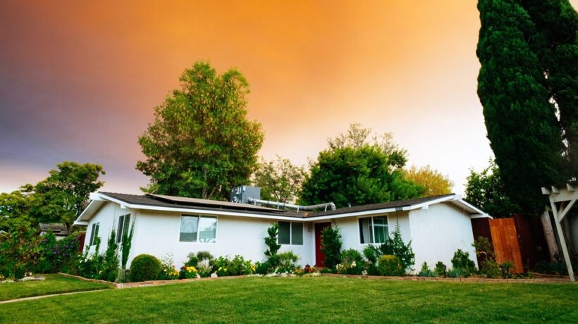 10 Essential Tips for Sustainable Landscaping for Wildfire-prone Areas