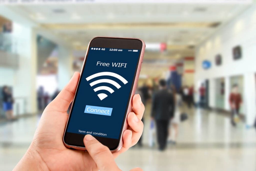 Public Wi-Fi: An ultimate guide to the risks + how to stay safe