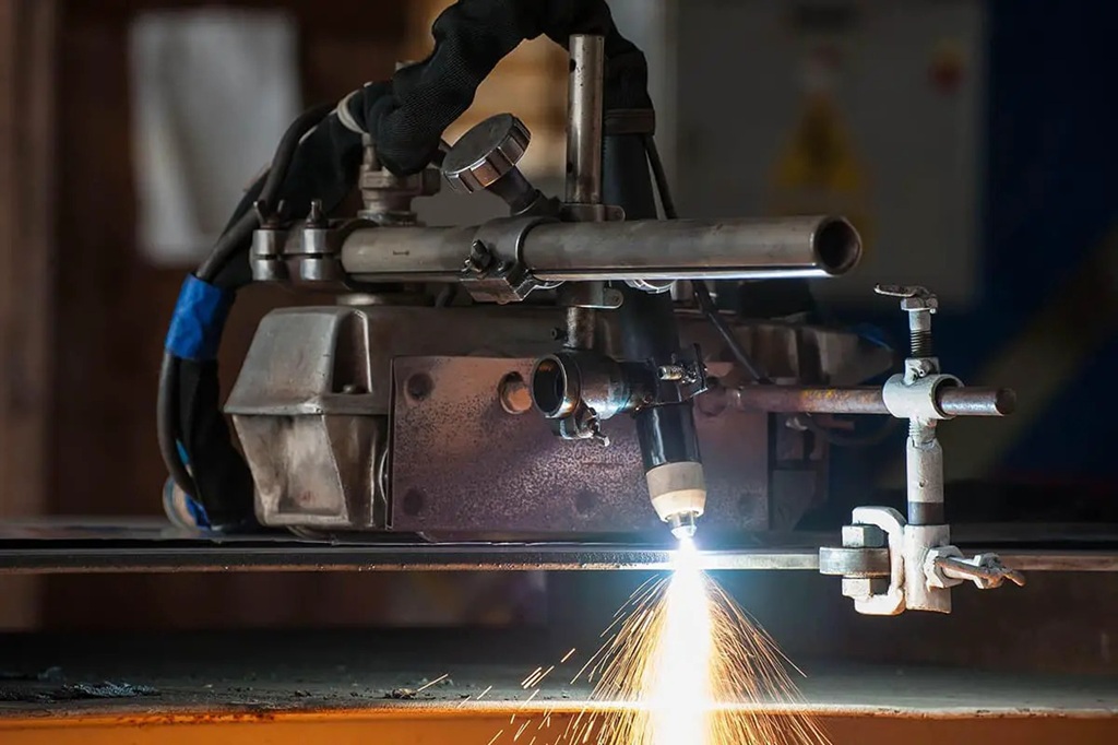 Can you cut copper sheet with a plasma cutter?