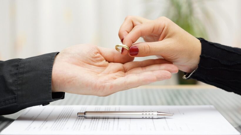 Untangling a Heart Still Bound: Navigating Divorce When Love Lingers