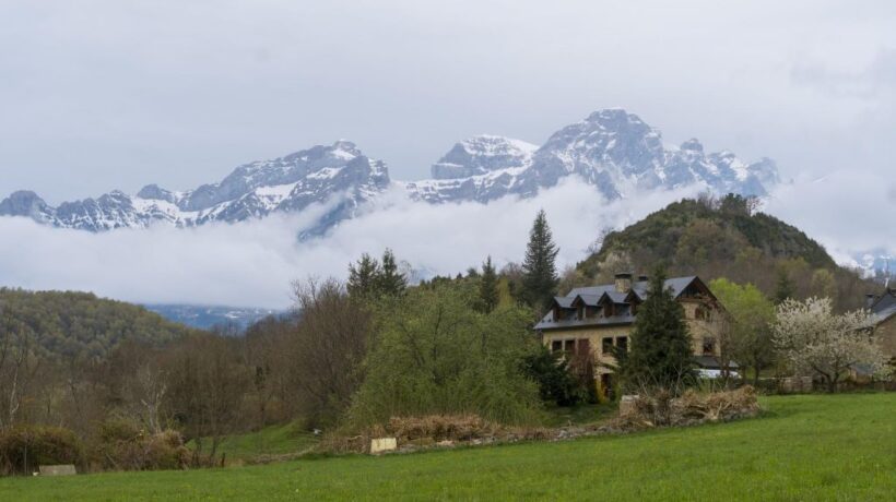 How Mountain Living Inspires Healthier Lifestyles: Insights for Homeowners